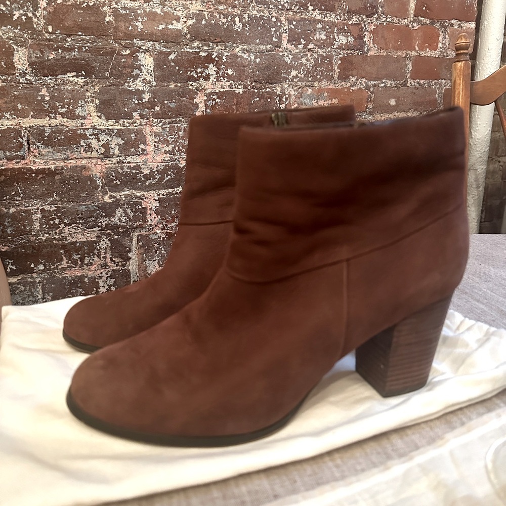 Cole Haan Nike Air Brown Suede Booties Size 9.5